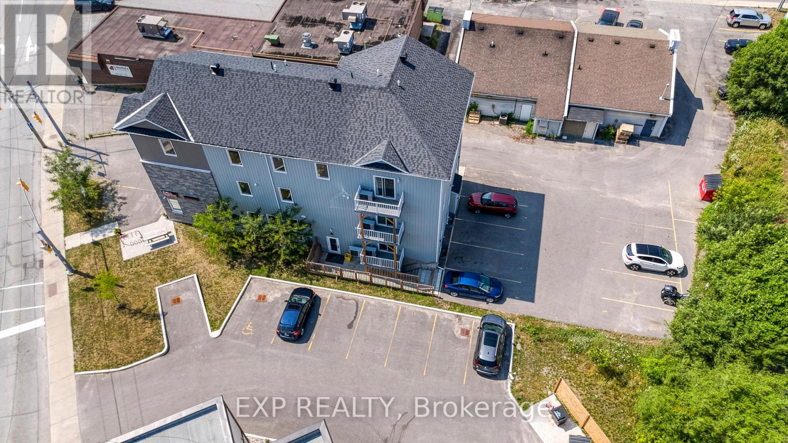 17 Moore Street, Carleton Place, Ontario  K7C 2R4 - Photo 9 - X12295393