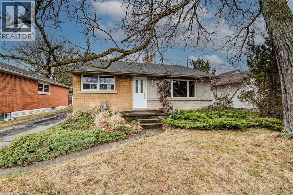 25 DIETZ Avenue S, Waterloo, Ontario