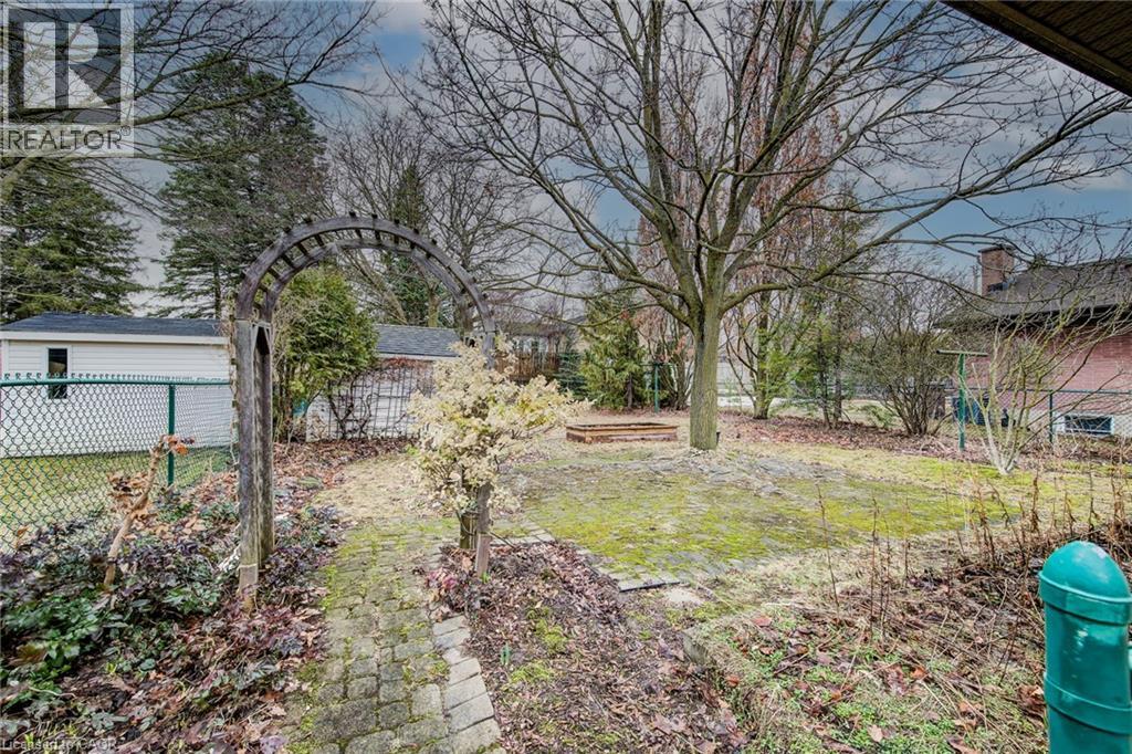 25 Dietz Avenue S, Waterloo, Ontario  N2L 2J7 - Photo 20 - 40812914