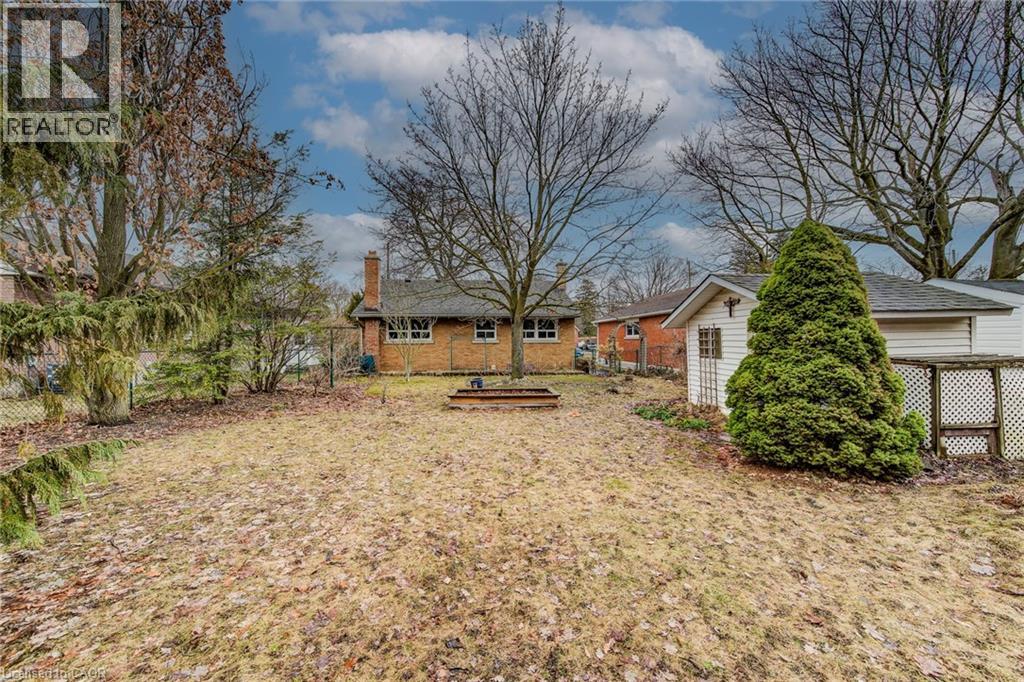 25 Dietz Avenue S, Waterloo, Ontario  N2L 2J7 - Photo 23 - 40812914