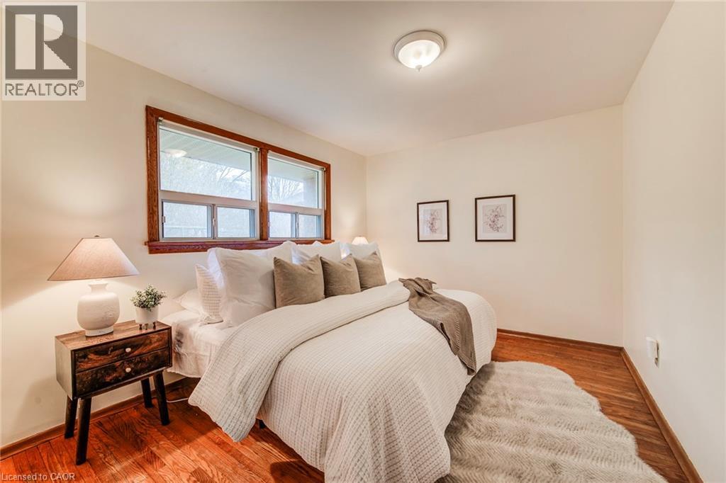 25 Dietz Avenue S, Waterloo, Ontario  N2L 2J7 - Photo 8 - 40812914