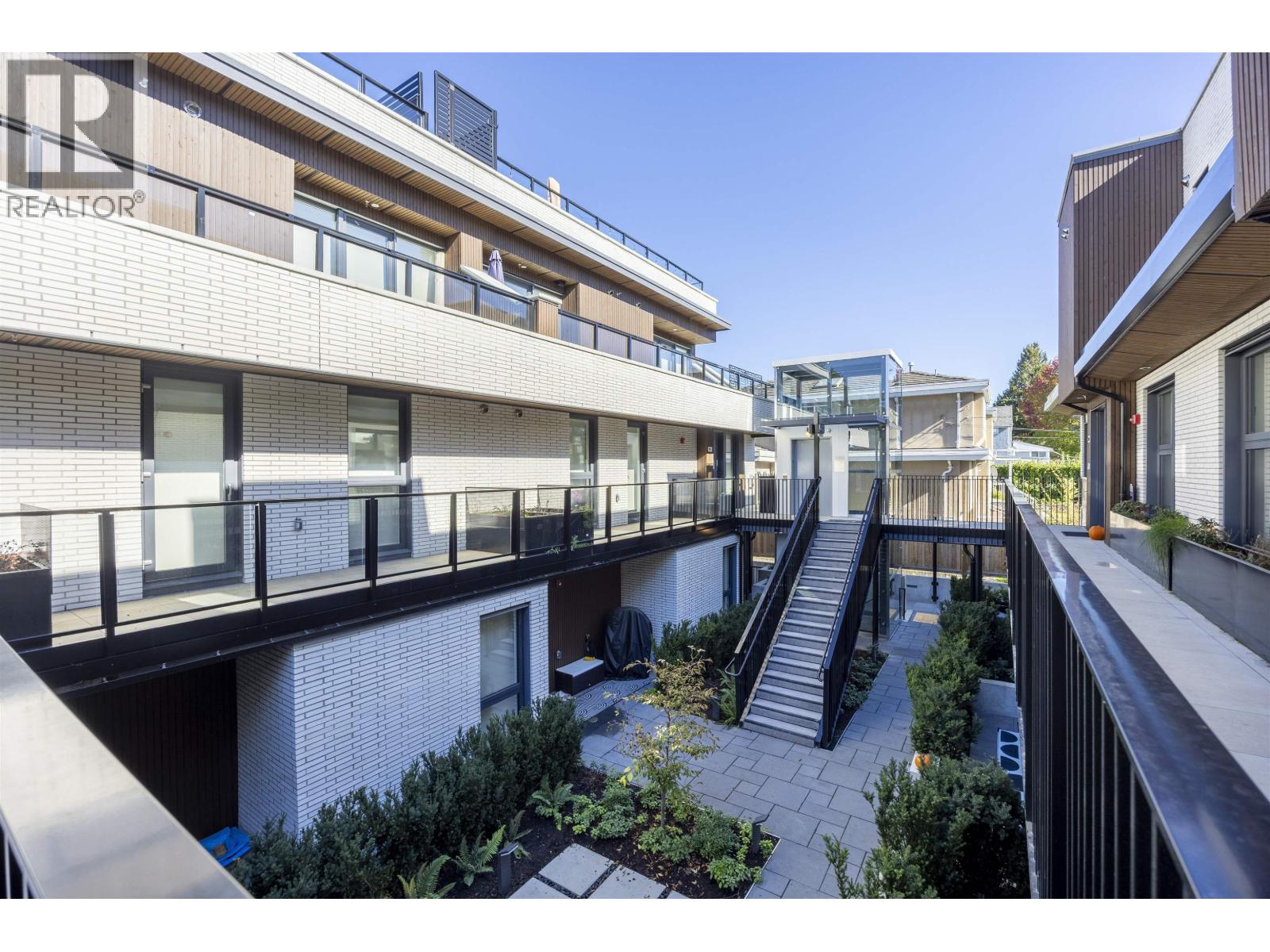 Listing Picture 5 of 8 : 203 778 W 27TH AVENUE, Vancouver / 溫哥華 - 魯藝地產 Yvonne Lu Group - MLS Medallion Club Member