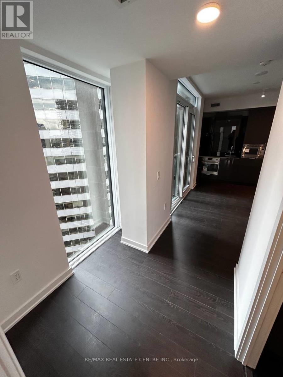 1503 - 238 Simcoe Street, Toronto, Ontario  M5T 0E2 - Photo 14 - C12893268