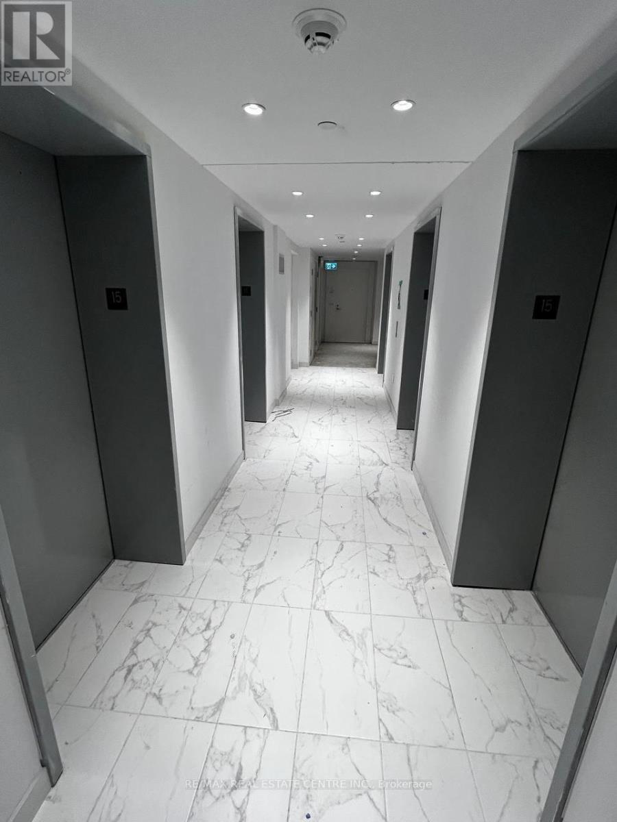 1503 - 238 Simcoe Street, Toronto, Ontario  M5T 0E2 - Photo 4 - C12893268