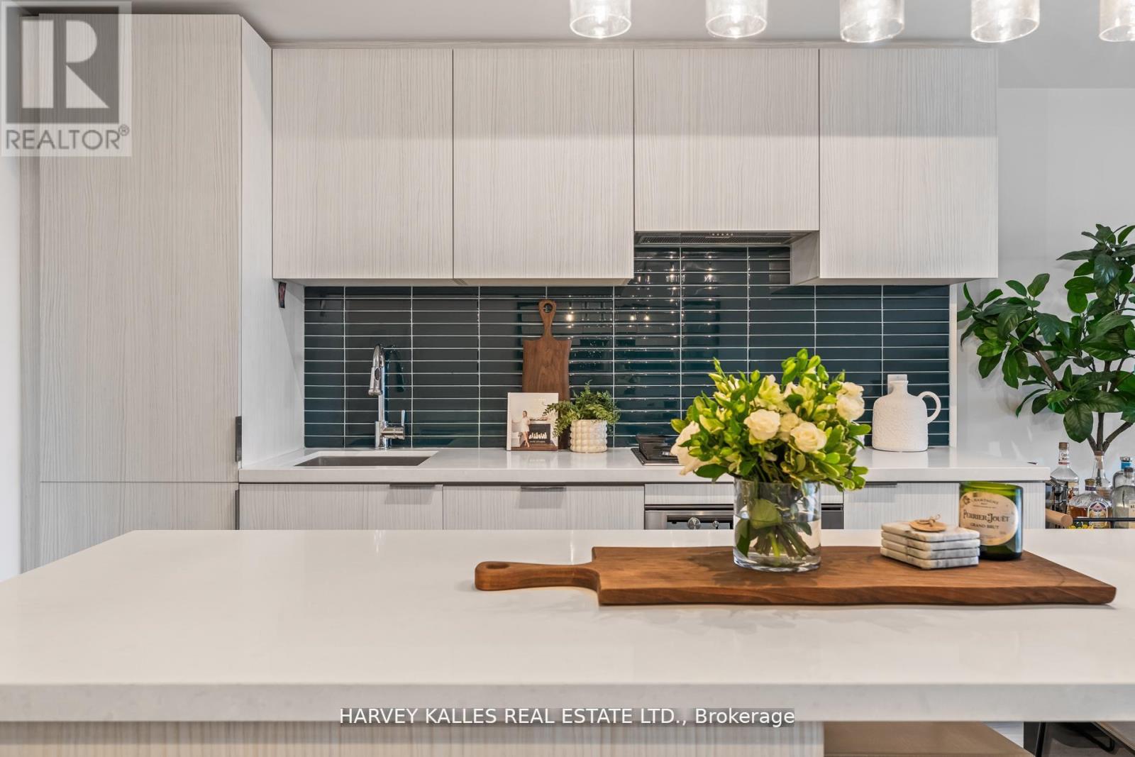 318 - 109 Ossington Avenue, Toronto, Ontario  M6J 0G1 - Photo 6 - C12893332