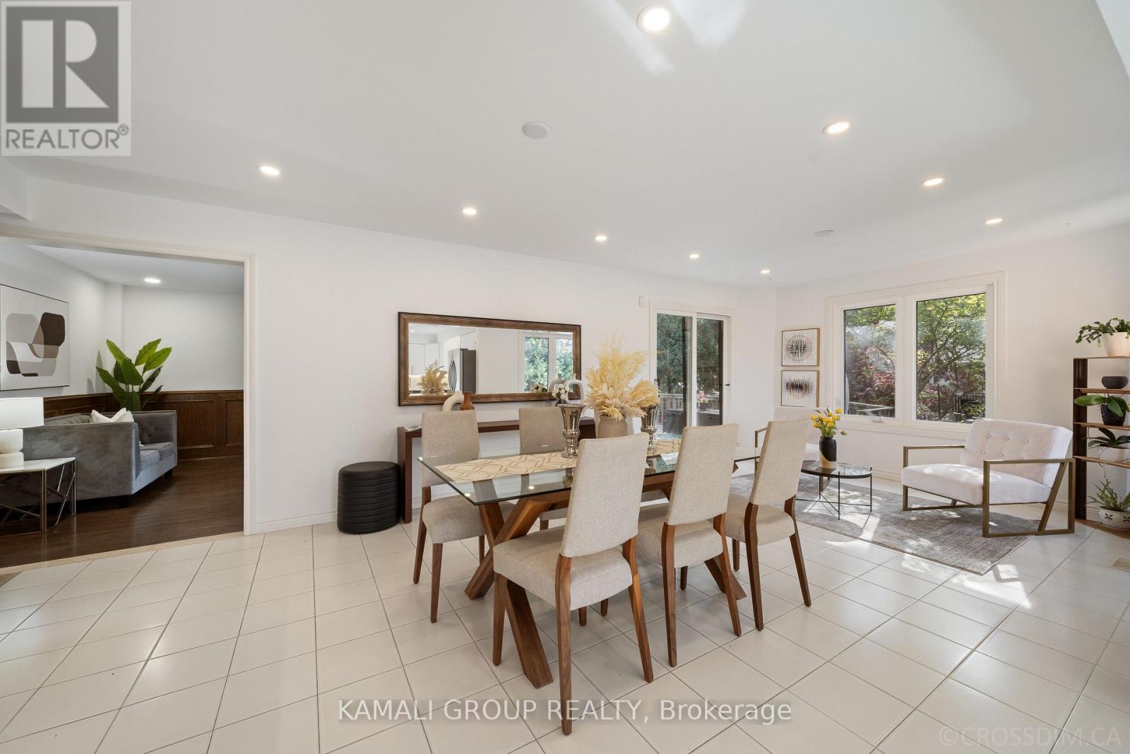 287 Dunview Avenue, Toronto, Ontario  M2N 4J4 - Photo 17 - C12893370