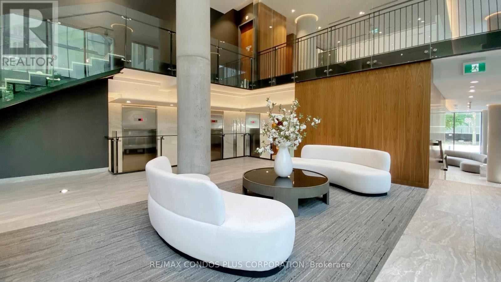 1406 - 99 Foxbar Road, Toronto, Ontario  M4V 0B2 - Photo 11 - C12893404