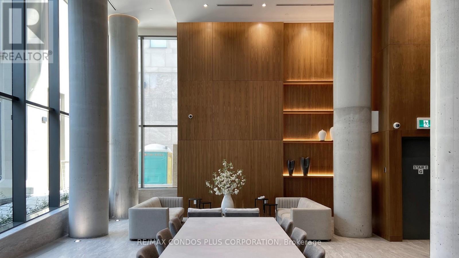 1406 - 99 Foxbar Road, Toronto, Ontario  M4V 0B2 - Photo 14 - C12893404