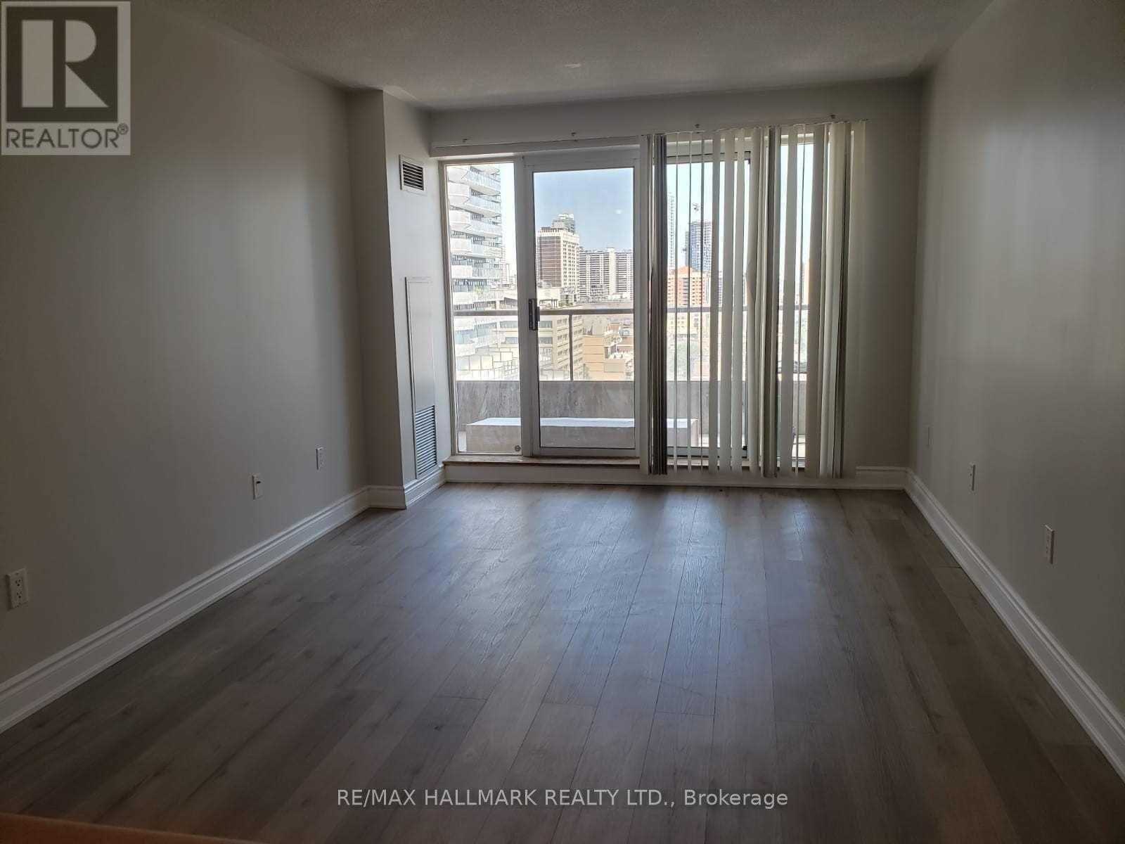 1608 - 909 Bay Street, Toronto (Bay Street Corridor), Ontario  M5S 1Z9 - Photo 12 - C12893420