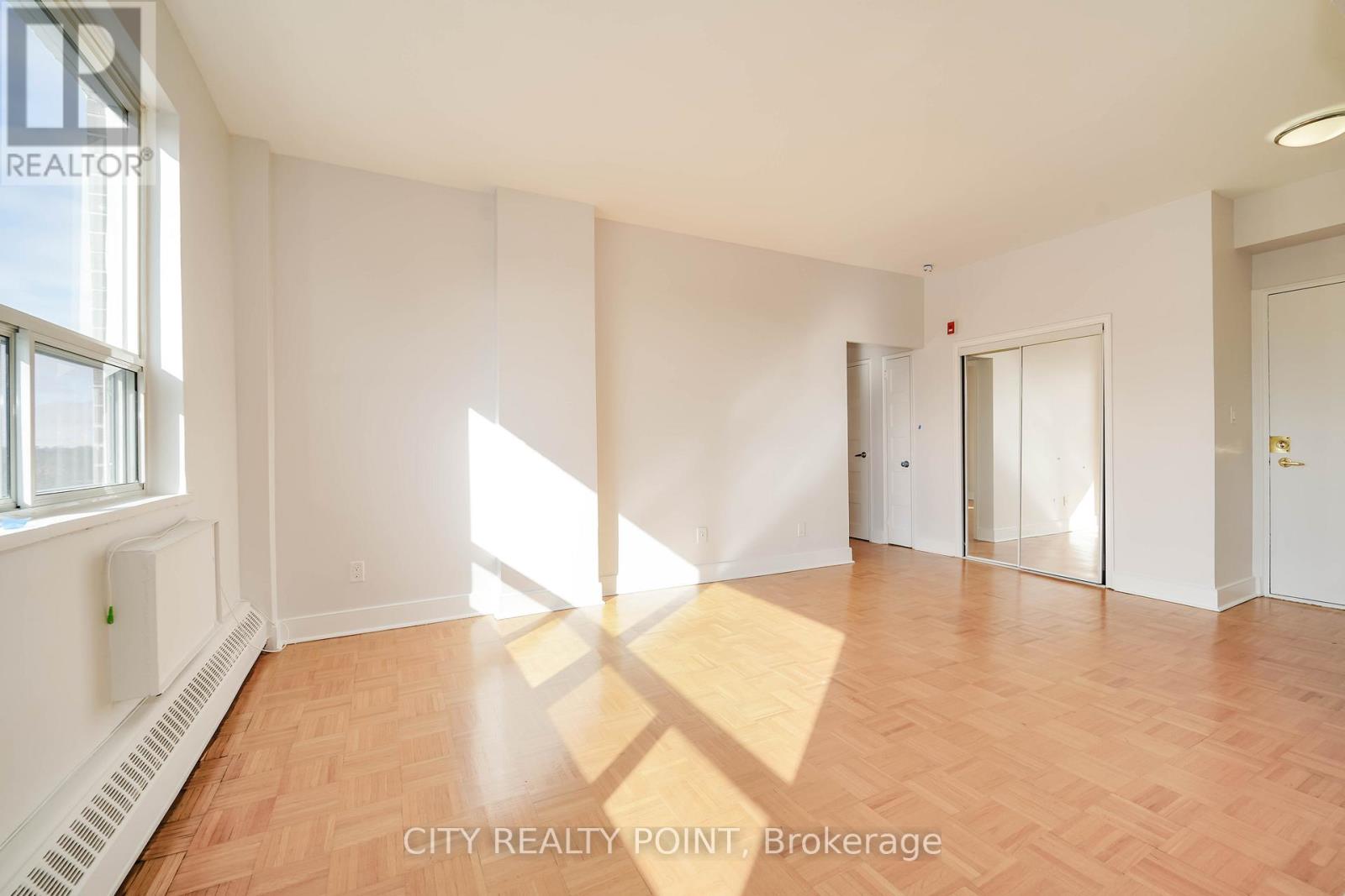 201 - 490 Eglinton Avenue E, Toronto, Ontario  M4P 1M4 - Photo 6 - C12893434