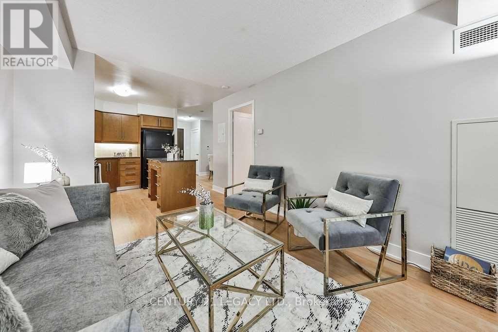 902 - 20 Blue Jays Way, Toronto, Ontario  M5V 3W6 - Photo 14 - C12893438