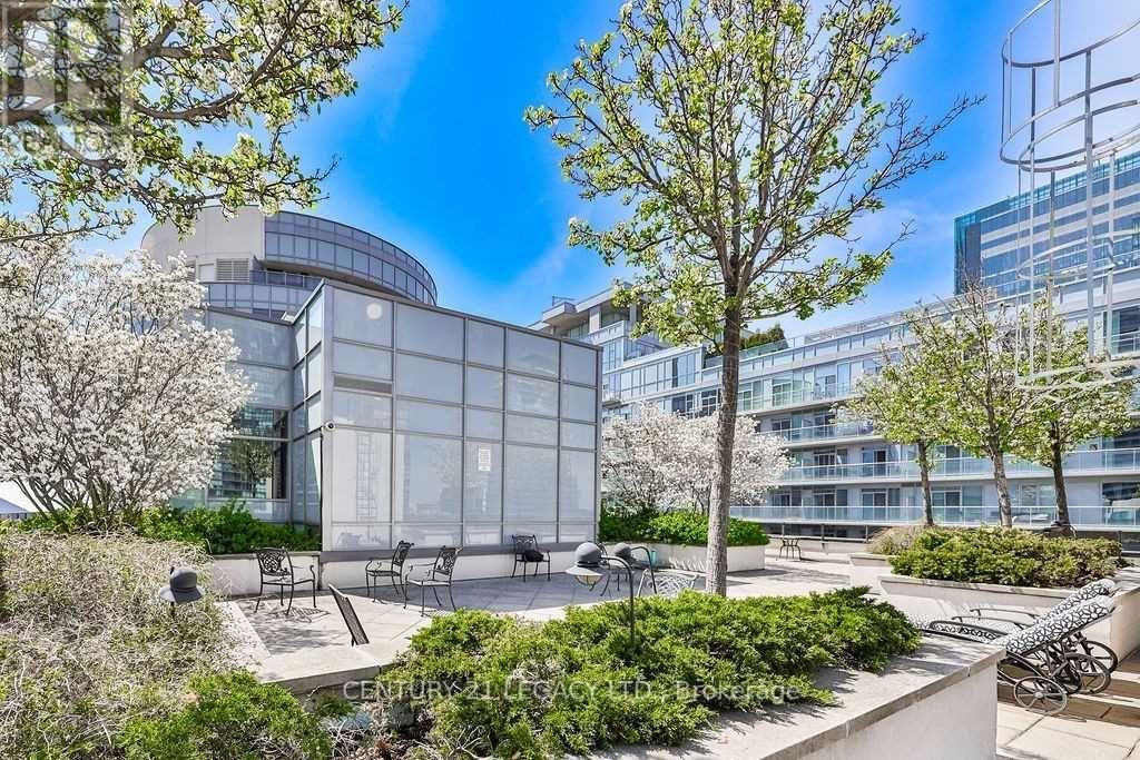 902 - 20 Blue Jays Way, Toronto, Ontario  M5V 3W6 - Photo 20 - C12893438