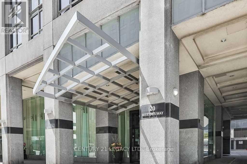 902 - 20 Blue Jays Way, Toronto, Ontario  M5V 3W6 - Photo 3 - C12893438