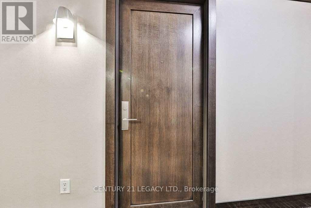 902 - 20 Blue Jays Way, Toronto, Ontario  M5V 3W6 - Photo 5 - C12893438