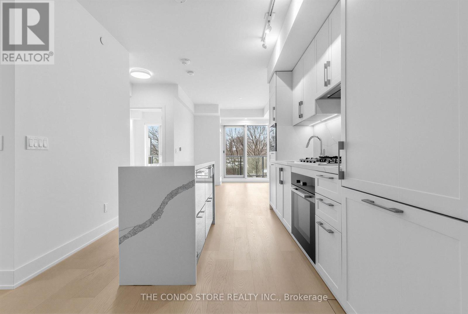 408 - 8 Manor Road W, Toronto, Ontario  M4S 0E6 - Photo 3 - C12745846