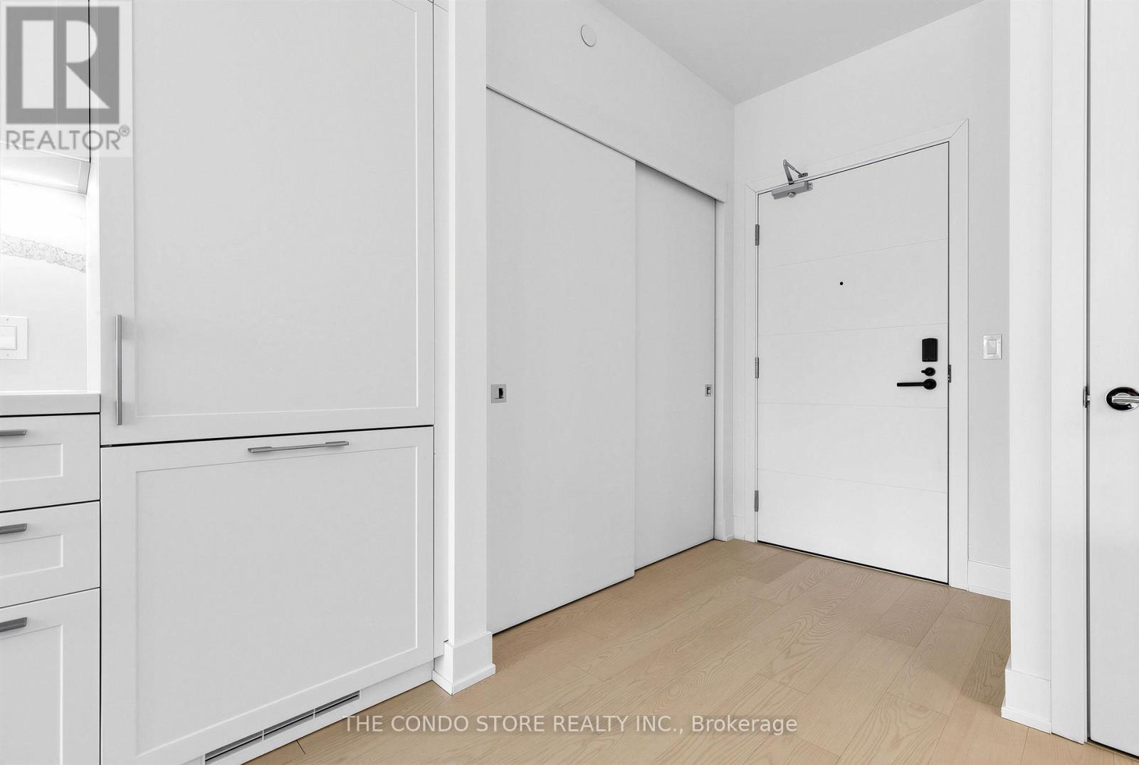 408 - 8 Manor Road W, Toronto, Ontario  M4S 0E6 - Photo 5 - C12745846