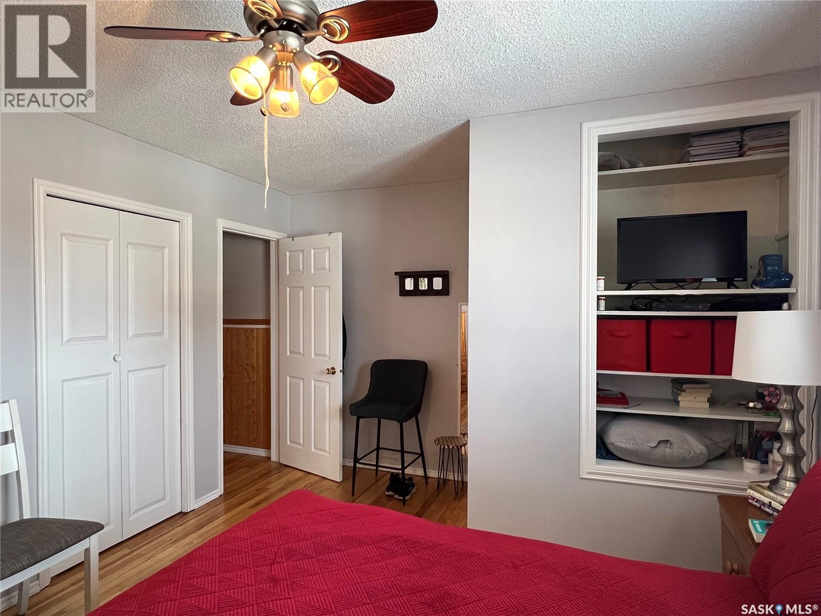 204 9th Avenue E, Meadow Lake, Saskatchewan  S9X 1G3 - Photo 10 - SK030636