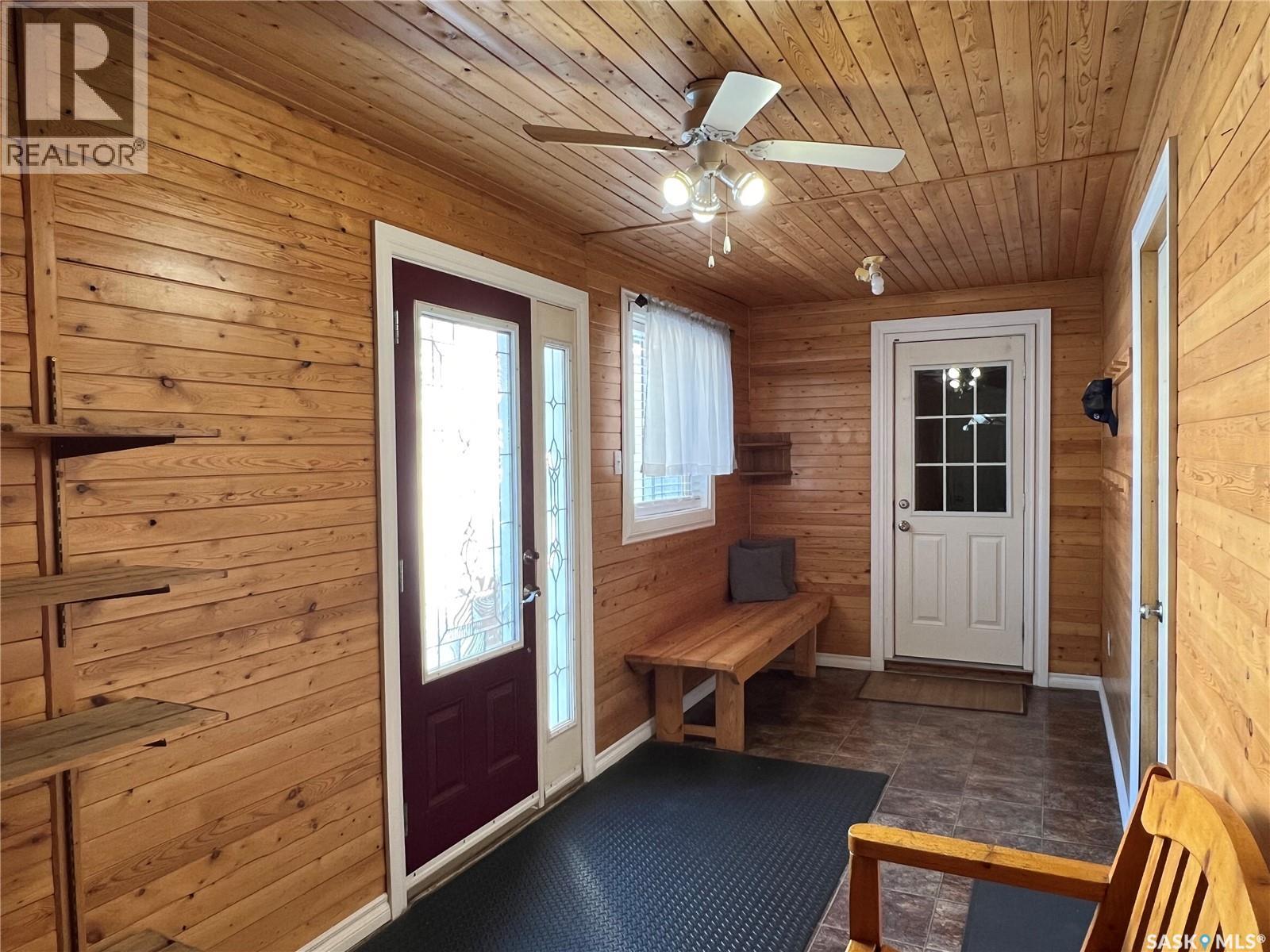 204 9th Avenue E, Meadow Lake, Saskatchewan  S9X 1G3 - Photo 25 - SK030636