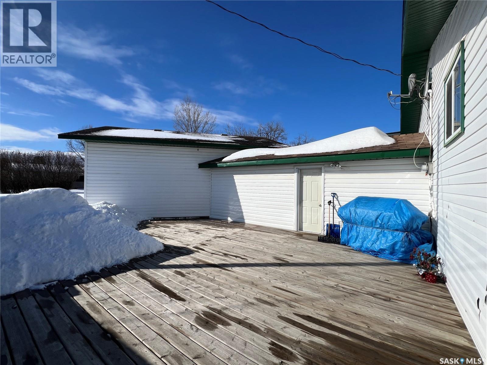 204 9th Avenue E, Meadow Lake, Saskatchewan  S9X 1G3 - Photo 26 - SK030636