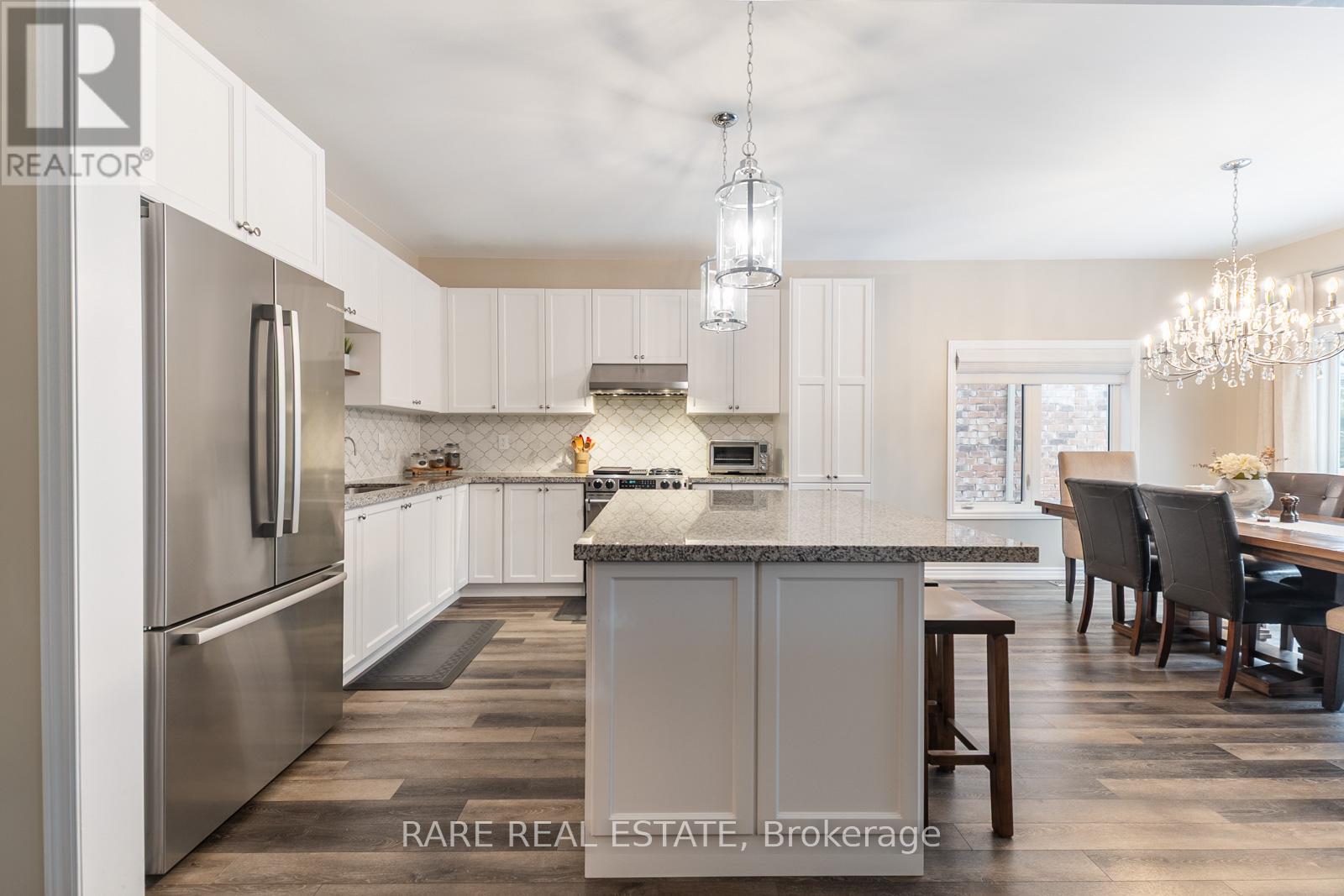 1767 Emberton Way, Innisfil, Ontario  L9S 0N4 - Photo 11 - N12893336