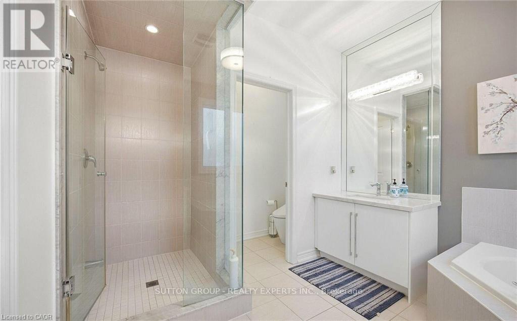 146 Beaconsfield Drive, Vaughan, Ontario  L4H 4L7 - Photo 27 - N12893340