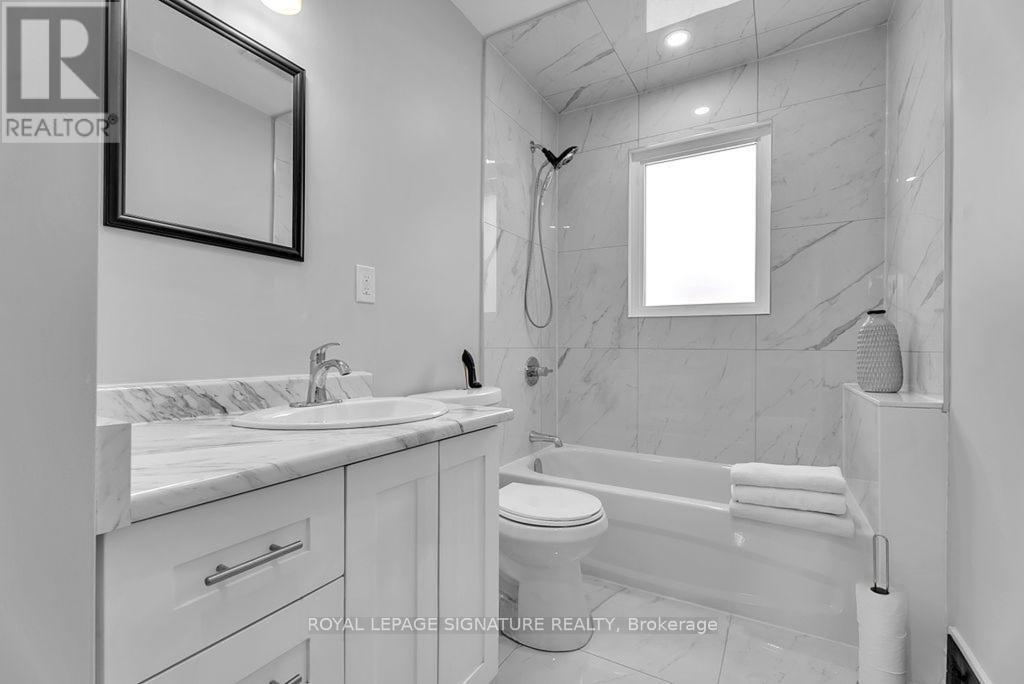 47 Aurora Heights Drive, Aurora, Ontario  L4G 2W6 - Photo 13 - N12893358