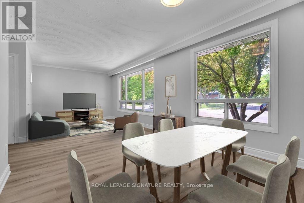 47 Aurora Heights Drive, Aurora, Ontario  L4G 2W6 - Photo 6 - N12893358