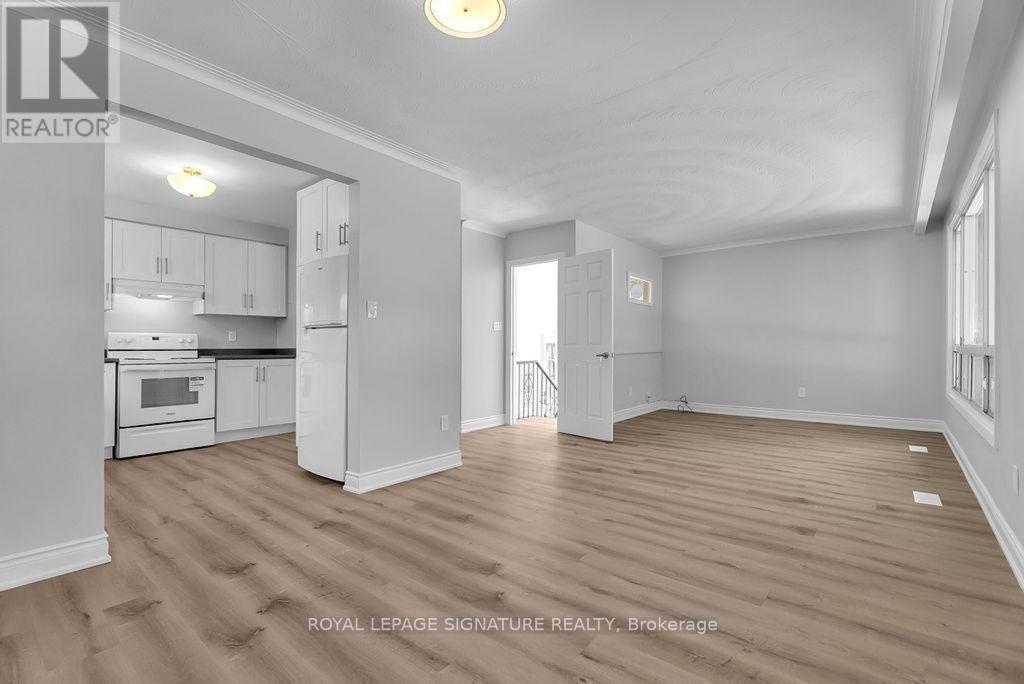 47 Aurora Heights Drive, Aurora, Ontario  L4G 2W6 - Photo 8 - N12893358