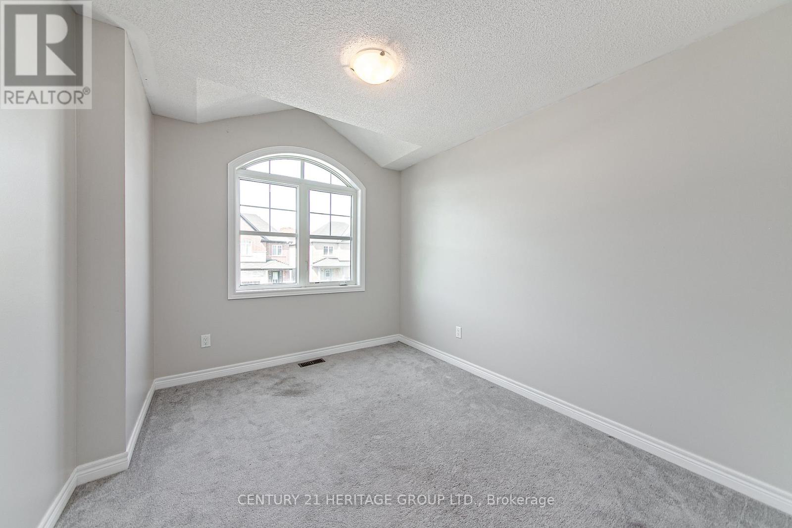 1281 Bardeau Street, Innisfil, Ontario  L0L 1W0 - Photo 19 - N12893368