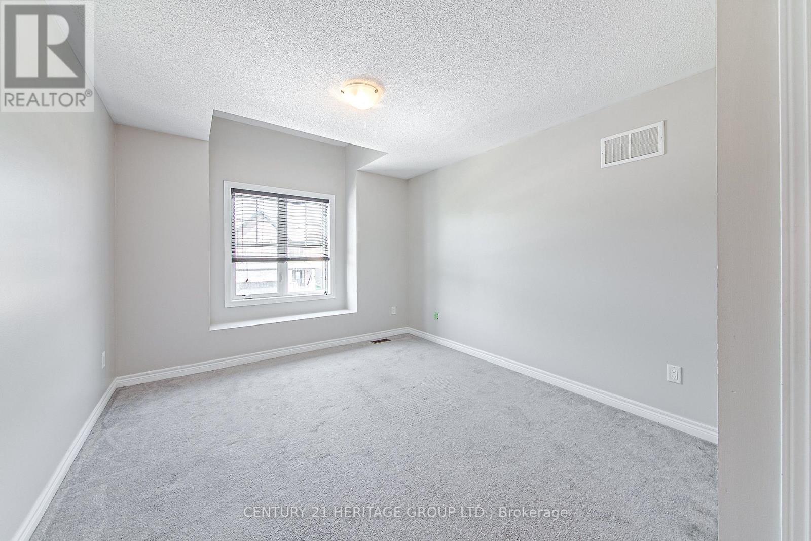 1281 Bardeau Street, Innisfil, Ontario  L0L 1W0 - Photo 20 - N12893368