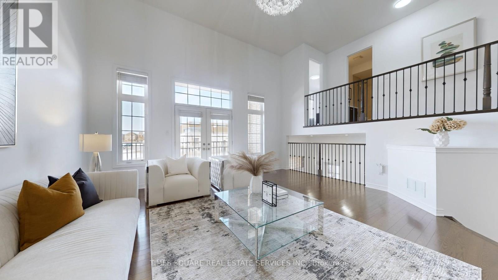 247 Selwyn Road, Richmond Hill, Ontario  L4E 0R4 - Photo 17 - N12893446