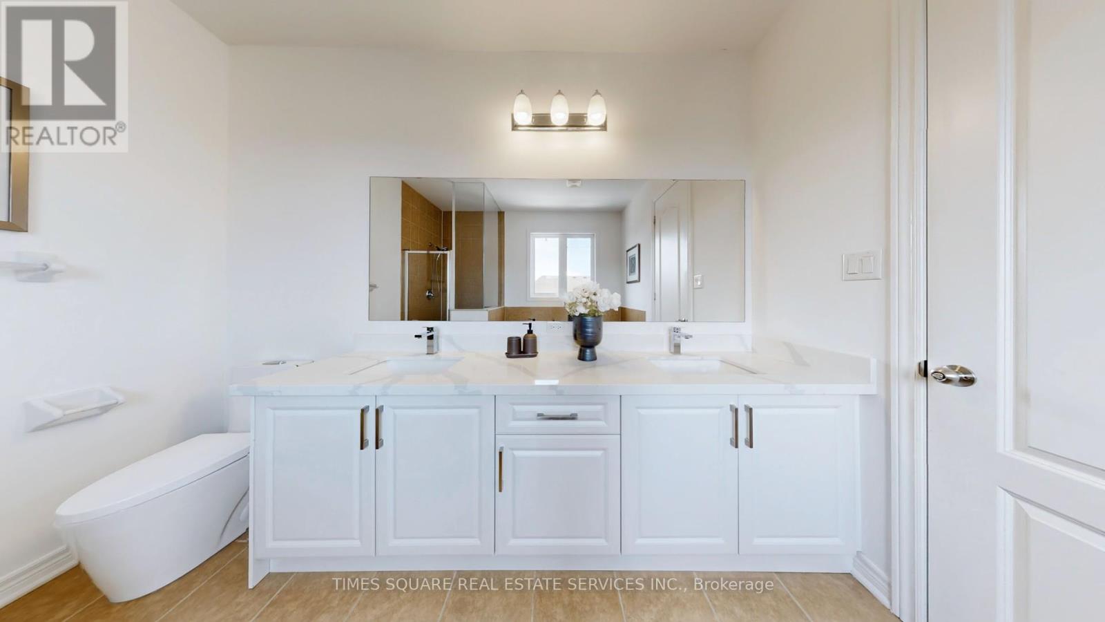 247 Selwyn Road, Richmond Hill, Ontario  L4E 0R4 - Photo 27 - N12893446