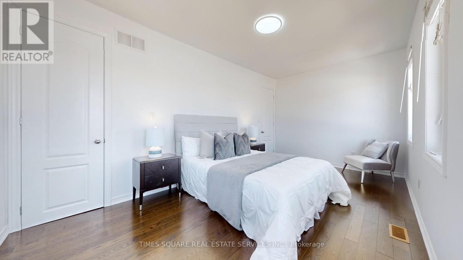 247 Selwyn Road, Richmond Hill, Ontario  L4E 0R4 - Photo 31 - N12893446