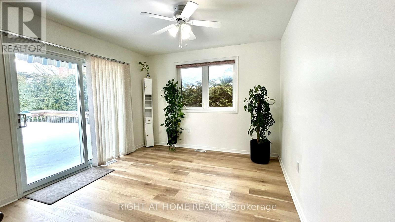 48 Johnson Street, Orillia, Ontario  L3V 7R9 - Photo 12 - S12893312