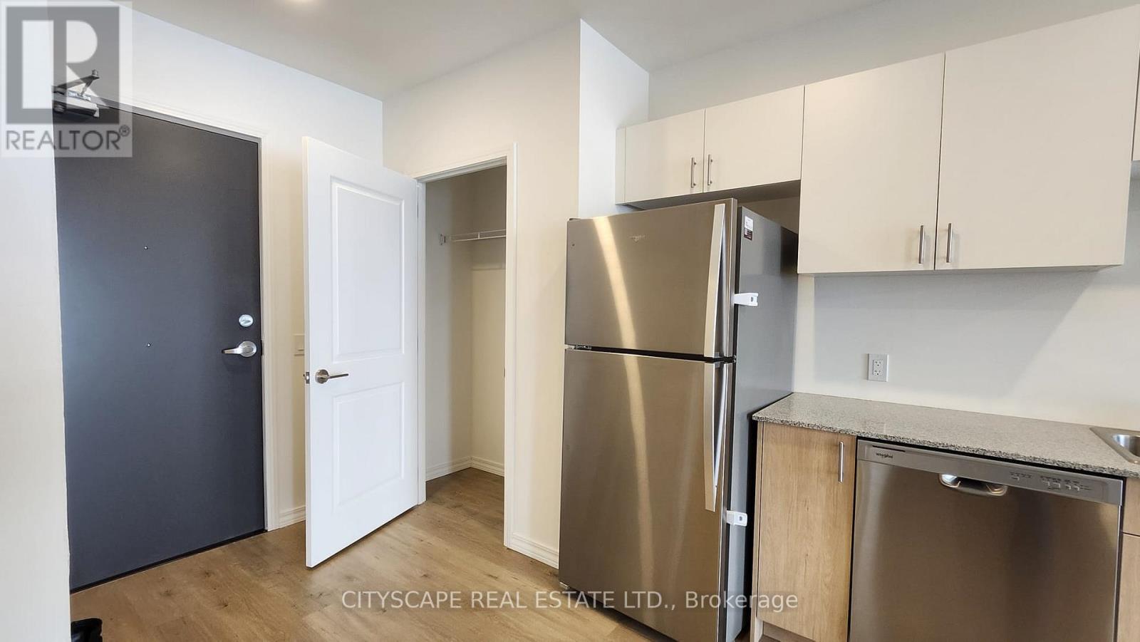 302b - 181 Elmira Road S, Guelph, Ontario  N1K 0E4 - Photo 28 - X12816846