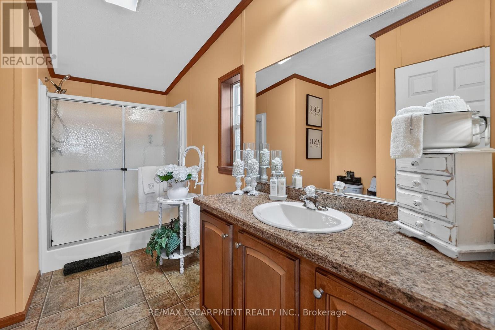 211 - 3033 Townline Road, Fort Erie, Ontario  L0S 1S1 - Photo 21 - X12873652