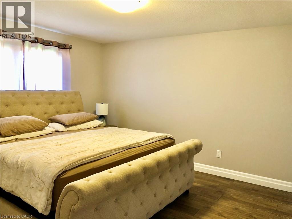 405 Krotz Street E, Listowel, Ontario  N4W 0B5 - Photo 5 - 40813068