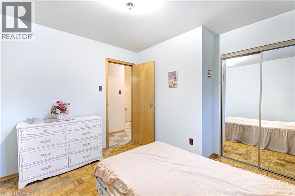 21 Dixon Road, Etobicoke, Ontario  M9P 2K9 - Photo 17 - 40812315