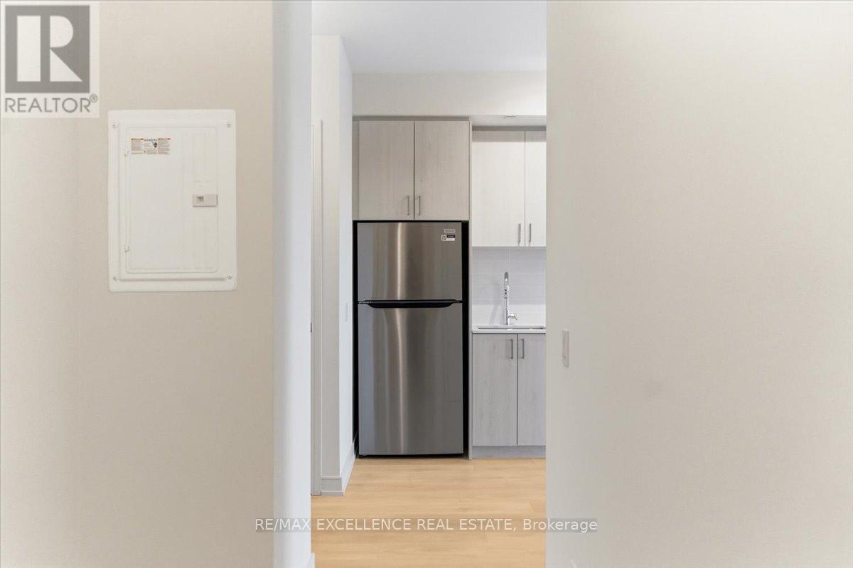 0905b - 8020 Derry Road, Milton, Ontario  L9T 2N2 - Photo 7 - W12893294