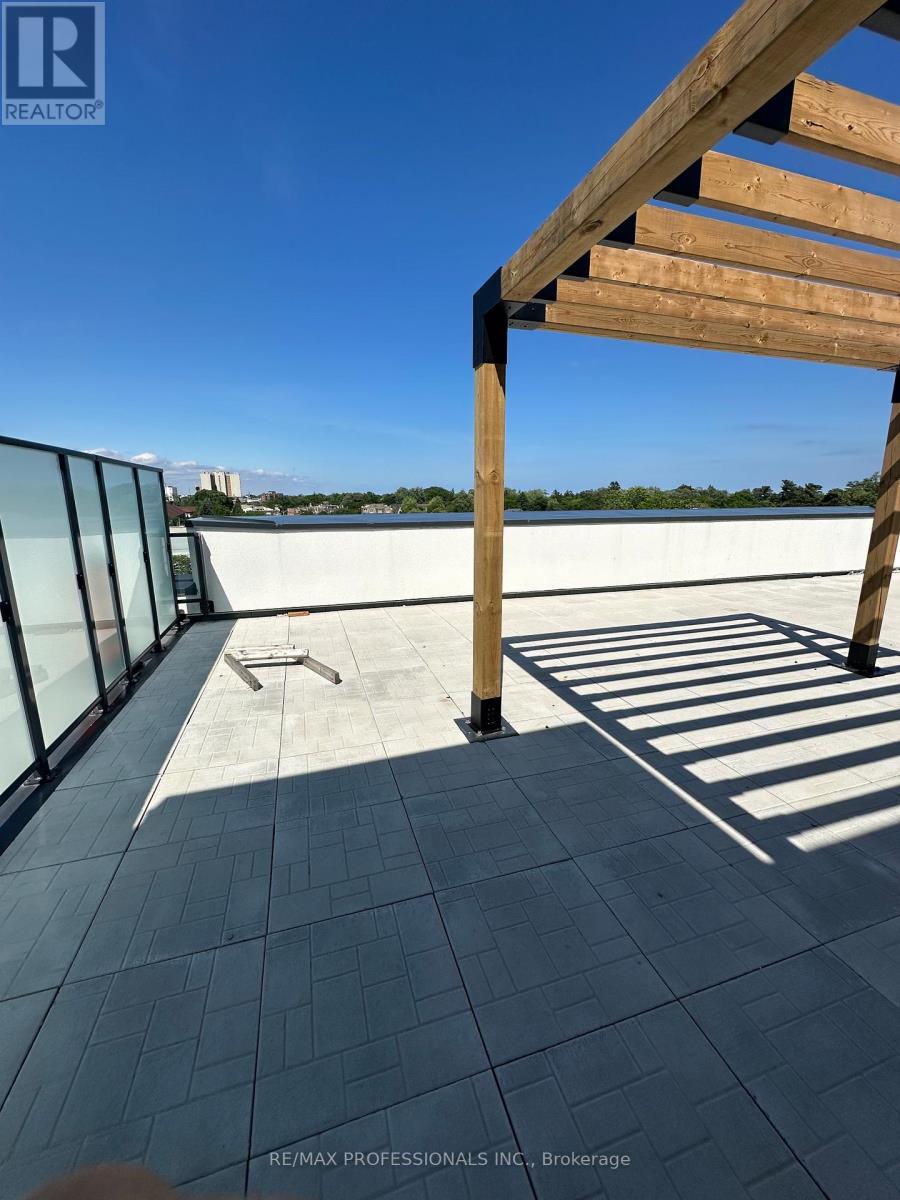 410 - 123 Maurice Drive, Oakville, Ontario  L6K 2W6 - Photo 27 - W12893300