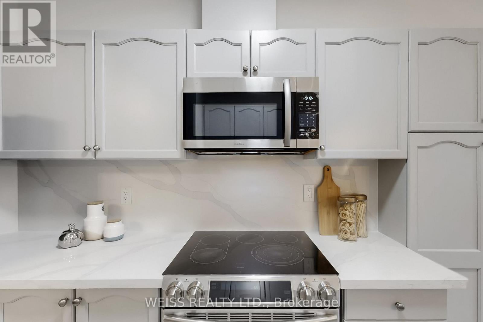 942 Khan Crescent, Mississauga, Ontario  L5V 2P7 - Photo 18 - W12893304