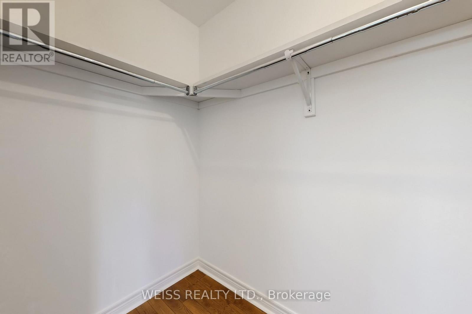 942 Khan Crescent, Mississauga, Ontario  L5V 2P7 - Photo 28 - W12893304