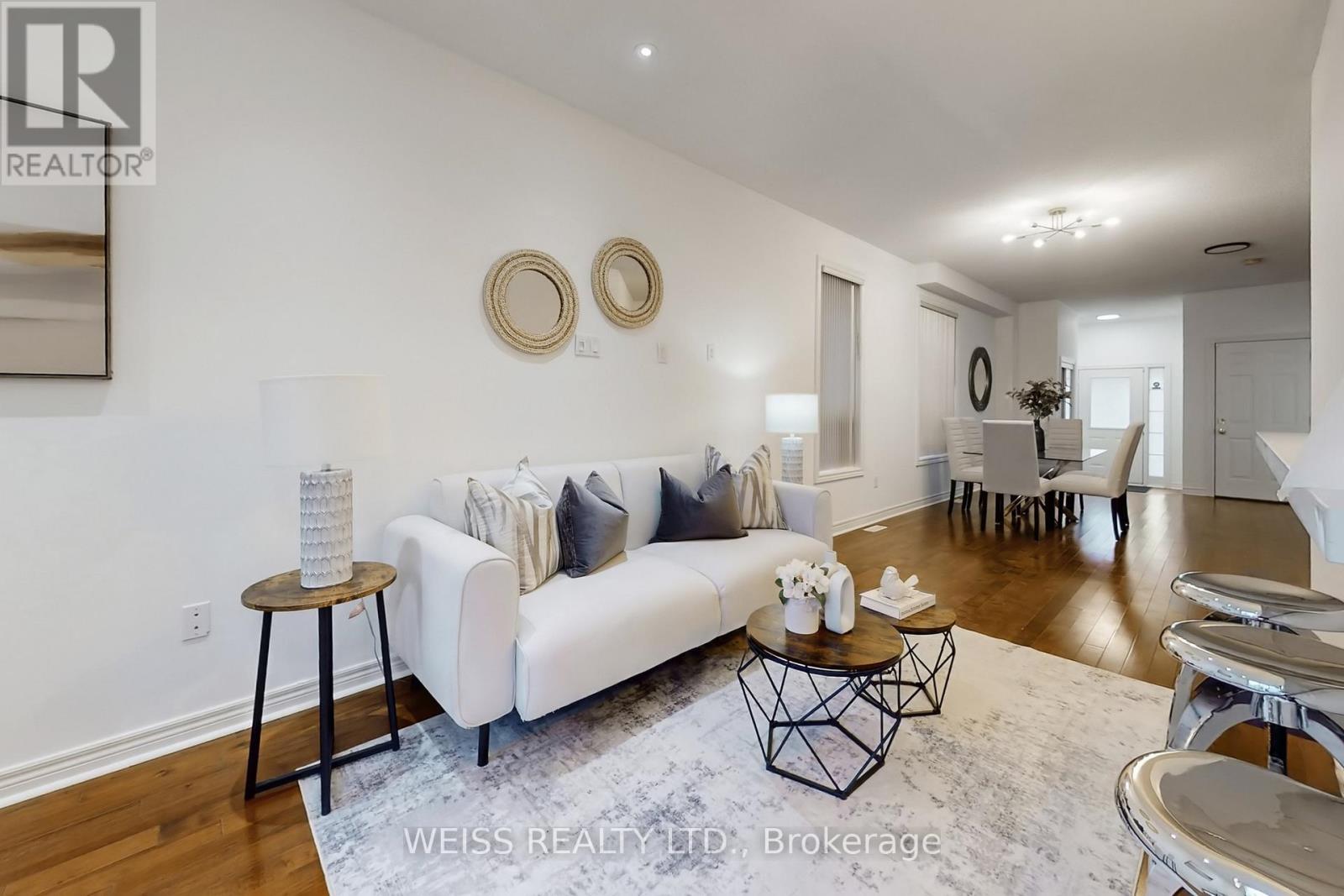 942 Khan Crescent, Mississauga, Ontario  L5V 2P7 - Photo 6 - W12893304