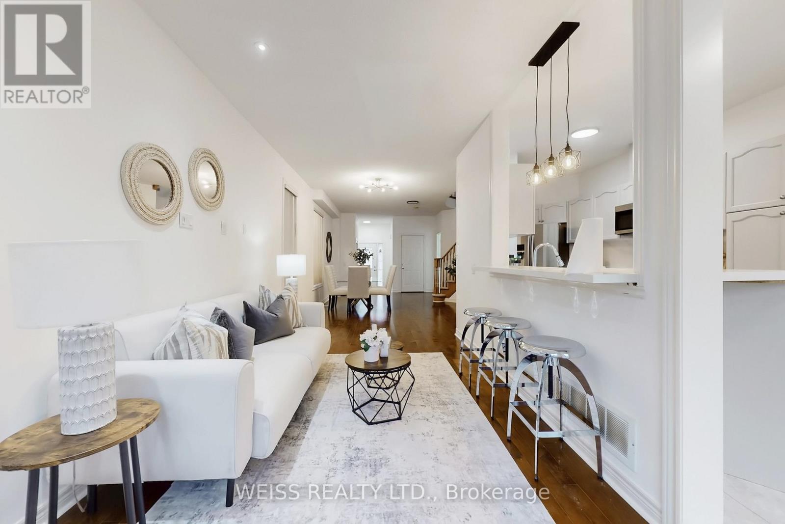 942 Khan Crescent, Mississauga, Ontario  L5V 2P7 - Photo 7 - W12893304