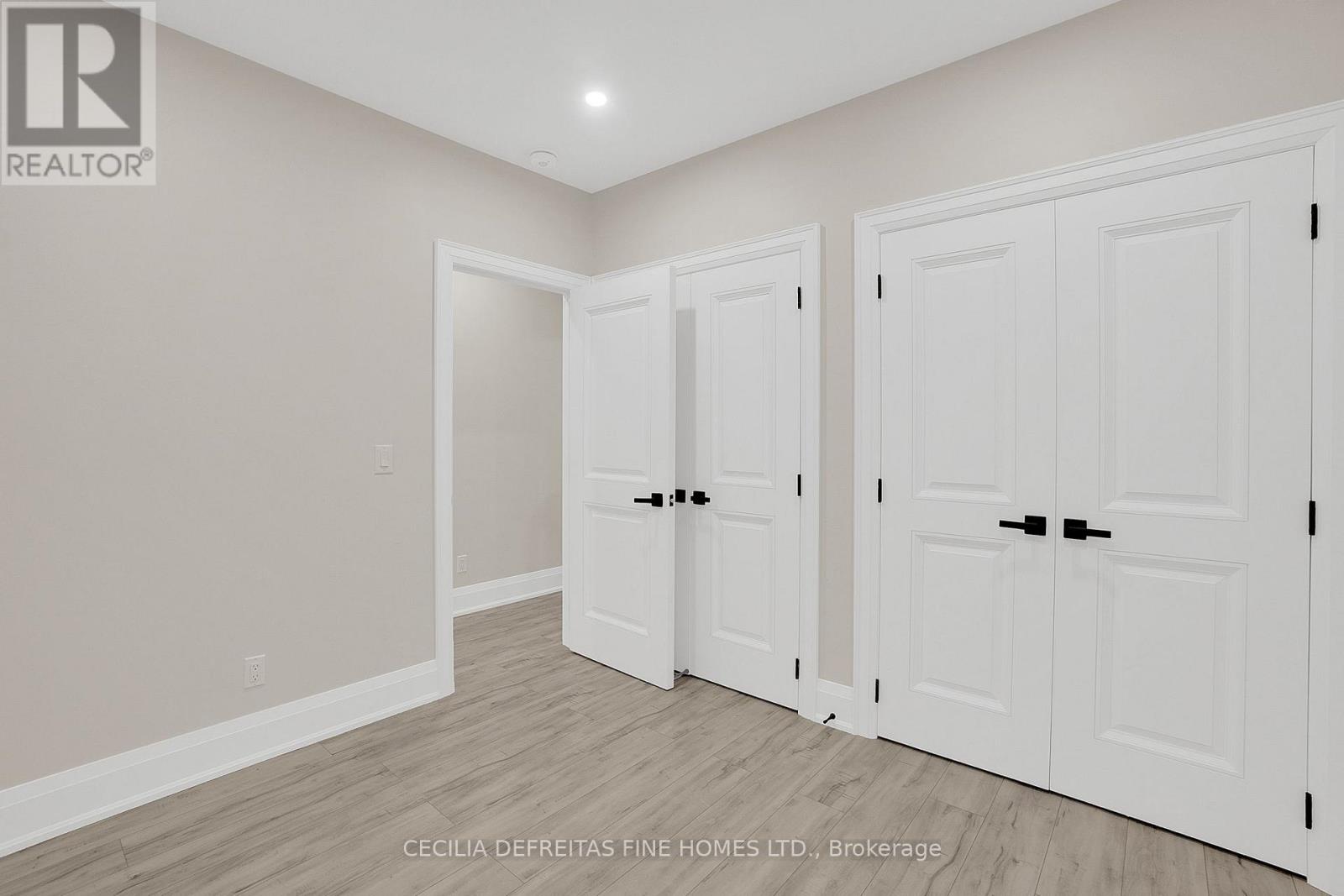 70 Haverson Boulevard, Toronto, Ontario  M6M 3J9 - Photo 21 - W12893362