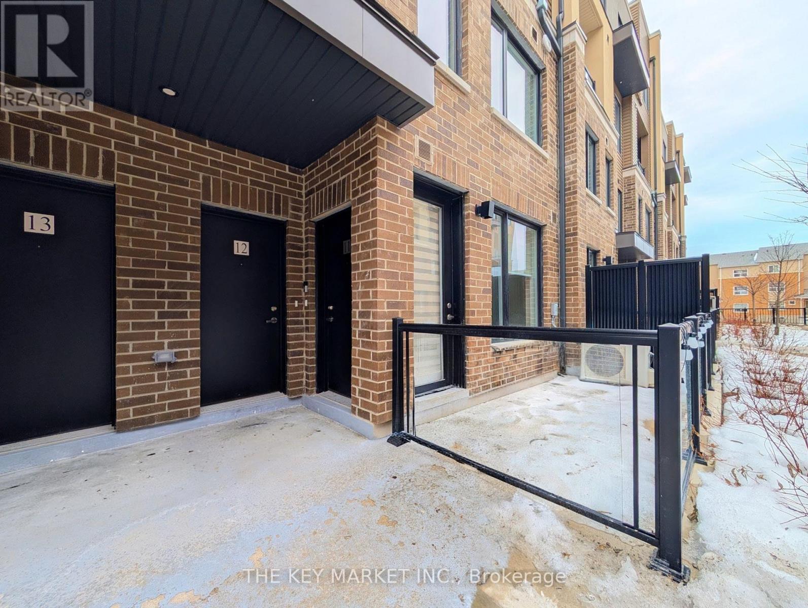 11 - 3550 Colonial Drive, Mississauga, Ontario  L5L 0C1 - Photo 2 - W12893406