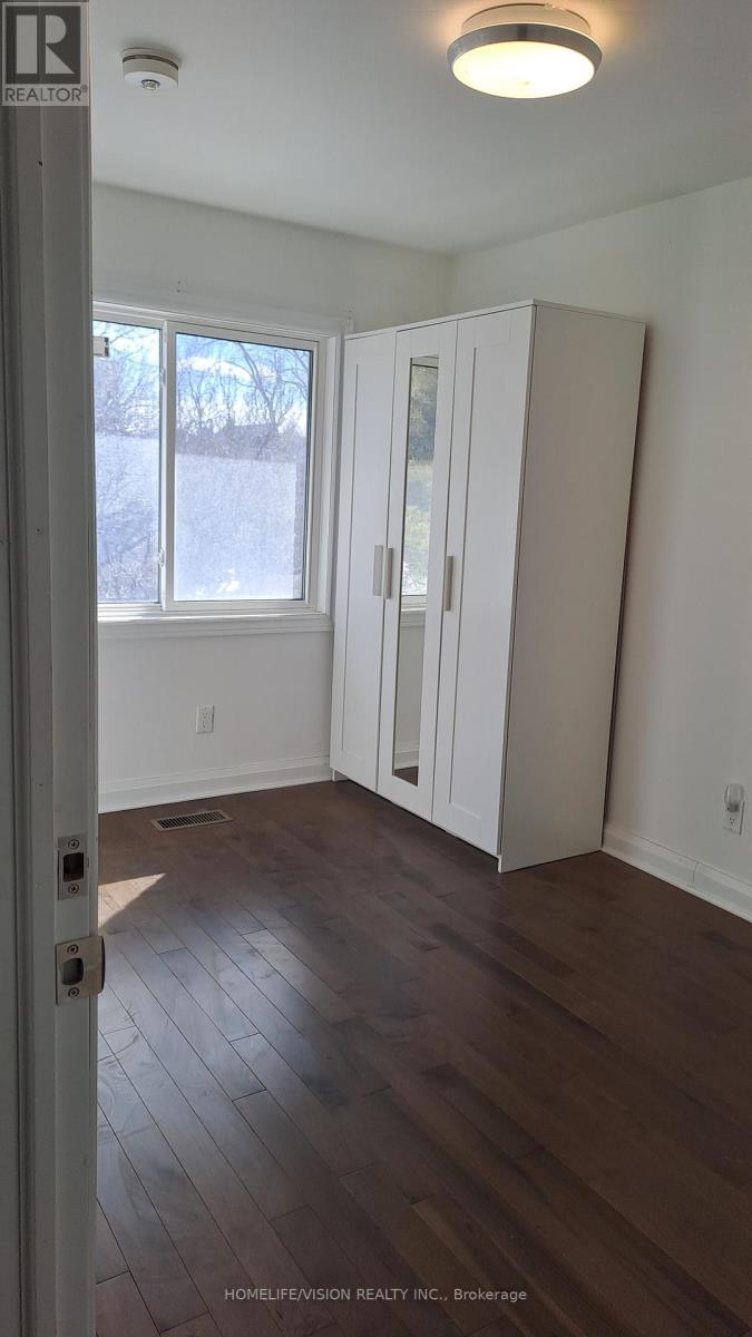 Main - 143 Belgravia Avenue, Toronto, Ontario  M6E 2M6 - Photo 11 - W12893424