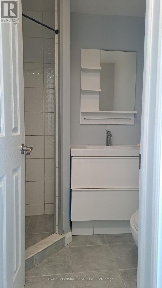 Main - 143 Belgravia Avenue, Toronto, Ontario  M6E 2M6 - Photo 7 - W12893424