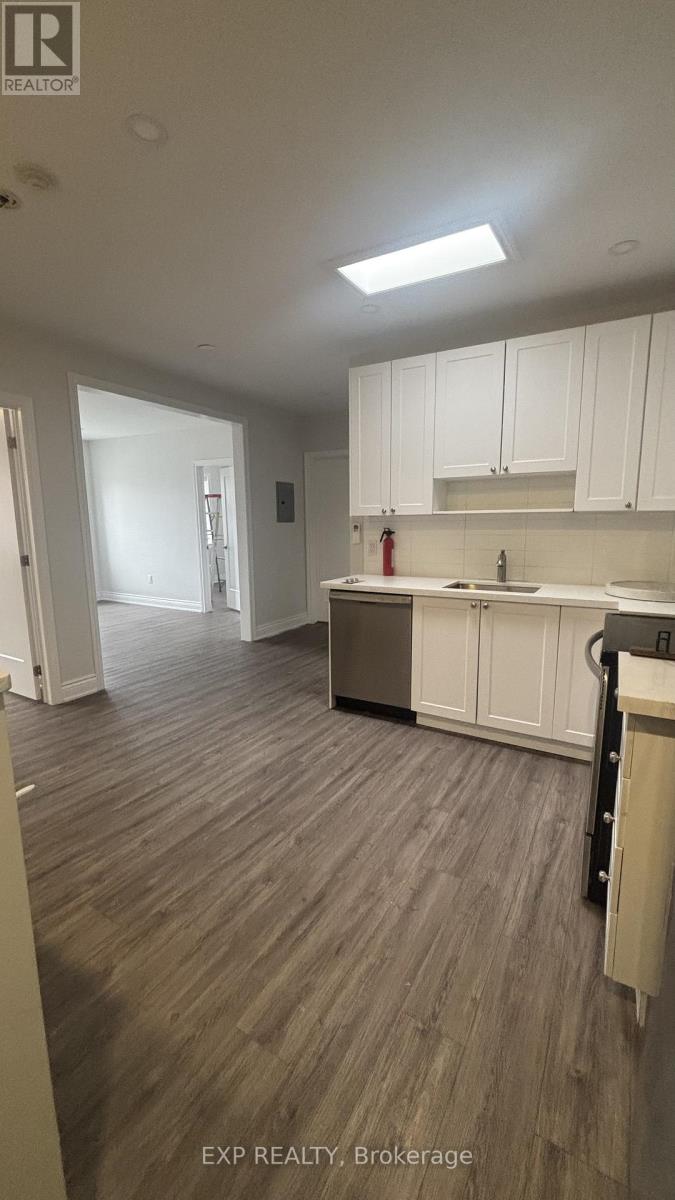 1 - 3289 Lakeshore Boulevard W, Toronto, Ontario  M8W 1M8 - Photo 23 - W12893442