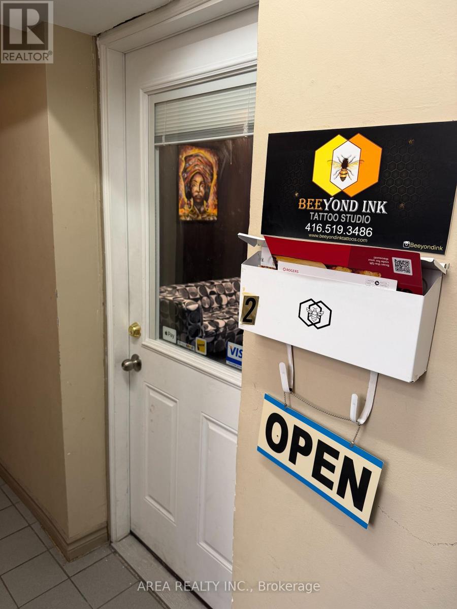 2 - 783 Lawrence Avenue W, Toronto, Ontario  M6A 1C2 - Photo 4 - W12893458